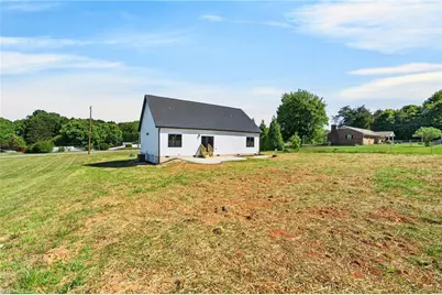 2361 Chaucer Lane, Winston-Salem, NC 27107 - Photo 36