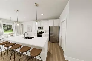 9205 Stoney River Ln, Kernersville, NC 27284 - Photo 6