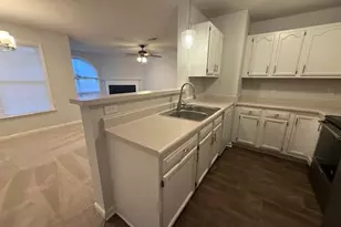 5008 Lawndale Dr, Greensboro, NC 27455 - Photo 10