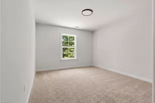 3503 Battleground Ave, Greensboro, NC 27410 - Photo 20