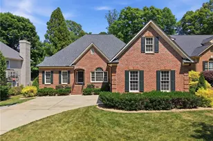 2904 Willow Oak Dr, Greensboro, NC 27408 - Photo 34