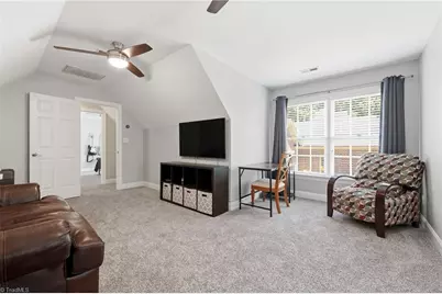2904 Willow Oak Drive, Greensboro, NC 27408 - Photo 26