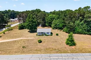 482 Bethany Rd, Reidsville, NC 27320 - Photo 6