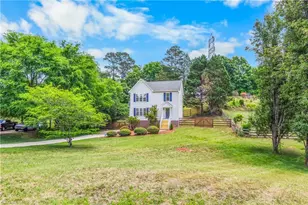 129 Twin Valley Dr, Clemmons, NC 27012 - Photo 2