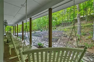 123 Laura Ave, West Jefferson, NC 28694 - Photo 4