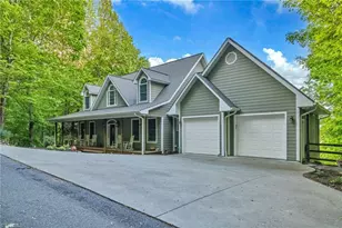 123 Laura Ave, West Jefferson, NC 28694 - Photo 2