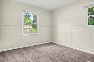 2208 Textile Dr, Greensboro, NC 27405 - Photo 14