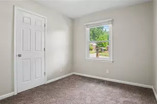 2208 Textile Dr, Greensboro, NC 27405 - Photo 12