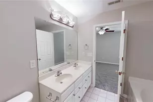 1052 Glyn Water Ln, High Point, NC 27265 - Photo 22