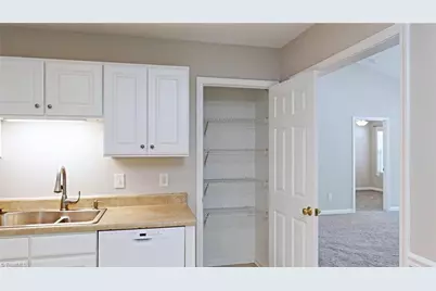 1052 Glyn Water Lane, High Point, NC 27265 - Photo 16