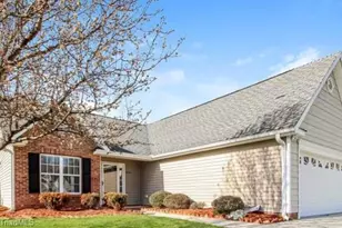 1052 Glyn Water Ln, High Point, NC 27265 - Photo 2