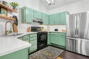 3804 King Edward Ct, Greensboro, NC 27455 - Photo 10