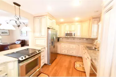 516 Lynchburg Road, Pilot Mountain, NC 27041 - Photo 14