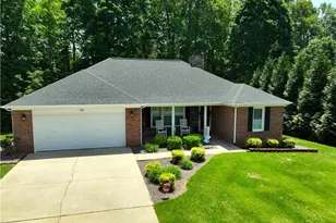 516 Lynchburg Rd, Pilot Mountain, NC 27041 - Photo 6