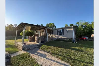 1620 Rogers Road, Mount Airy, NC 27030 - Photo 2