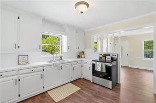 941 King St, Burlington, NC 27217 - Photo 10