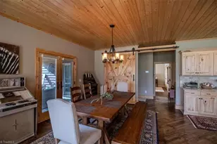 1083 Union Community Rd, Thurmond, NC 28683 - Photo 10