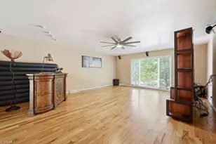1108 Gatehouse Rd, High Point, NC 27262 - Photo 12