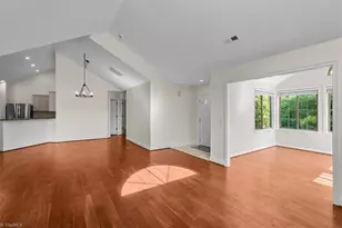 4183 Birch Hammock Dr, Greensboro, NC 27409 - Photo 10