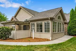 4183 Birch Hammock Dr, Greensboro, NC 27409 - Photo 2