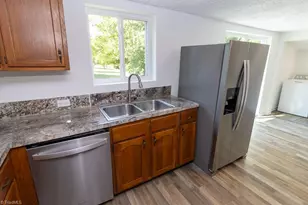 426 Hasty School Rd, Thomasville, NC 27360 - Photo 10