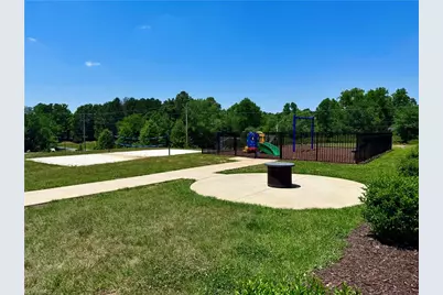 1029 Brockton Drive, Mebane, NC 27302 - Photo 32