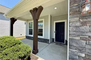 1029 Brockton Dr, Mebane, NC 27302 - Photo 2