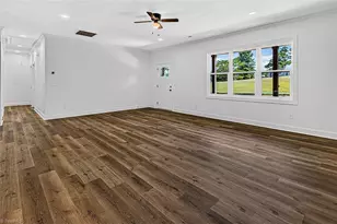 5079 Gardengate Rd, Asheboro, NC 27205 - Photo 4