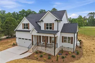 303 Country Club Dr, Stoneville, NC 27048 - Photo 2
