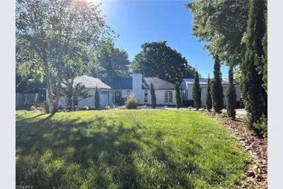 916 Spring Hill Court, Kernersville, NC 27284 - Photo 1
