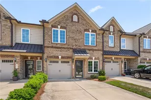 633 Stags Leap Ct, High Point, NC 27265 - Photo 2