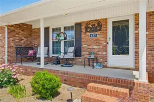 633 Nottinghill Dr, Winston-Salem, NC 27107 - Photo 2