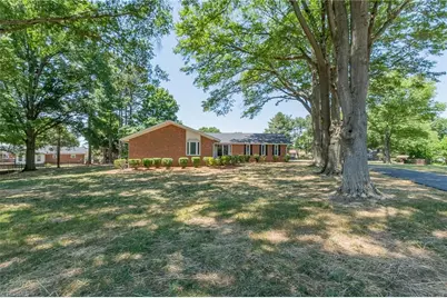 4600 Yuma Court, Winston-Salem, NC 27107 - Photo 2