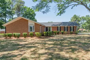 4600 Yuma Ct, Winston-Salem, NC 27107 - Photo 4