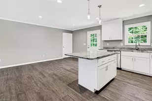 1050 Rising Vw Wy, Asheboro, NC 27205 - Photo 12