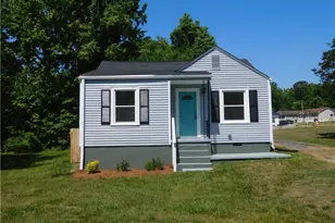 519 Moore Dr, Lexington, NC 27292 - Photo 2