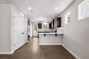 3887 Copperfield Ct, High Point, NC 27265 - Photo 14