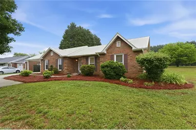5200 Robin Lane, Randleman, NC 27317 - Photo 36