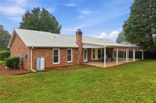 5200 Robin Ln, Randleman, NC 27317 - Photo 28