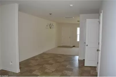 425 Sandybrooke Drive, High Point, NC 27265 - Photo 4