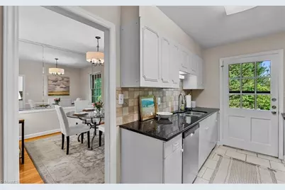 1833 Banking Street #A10, Greensboro, NC 27408 - Photo 18