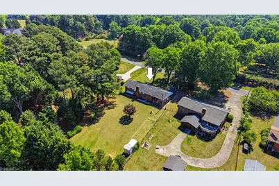 4204 Rose Lake Drive, Greensboro, NC 27407 - Photo 30