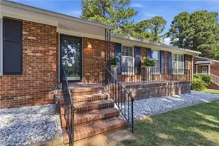 4204 Rose Lake Dr, Greensboro, NC 27407 - Photo 2