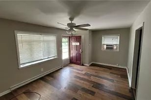 1104 Logan St, Greensboro, NC 27406 - Photo 8