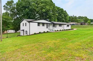 1220 Pennywood Dr, High Point, NC 27265 - Photo 38