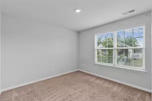 4008 Bobtail Ct, Greensboro, NC 27405 - Photo 28