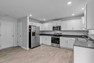 4008 Bobtail Ct, Greensboro, NC 27405 - Photo 12