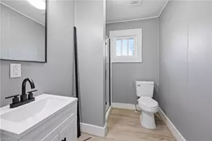 408 Reid St, Thomasville, NC 27360 - Photo 20