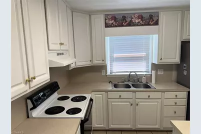 184 Shamrock Avenue, Mount Airy, NC 27030 - Photo 8
