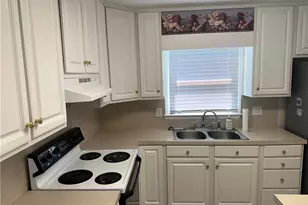 184 Shamrock Ave, Mount Airy, NC 27030 - Photo 8